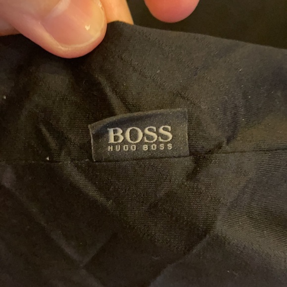 Hugo BOSS black button down SHIRT. Size M. - Picture 4 of 7